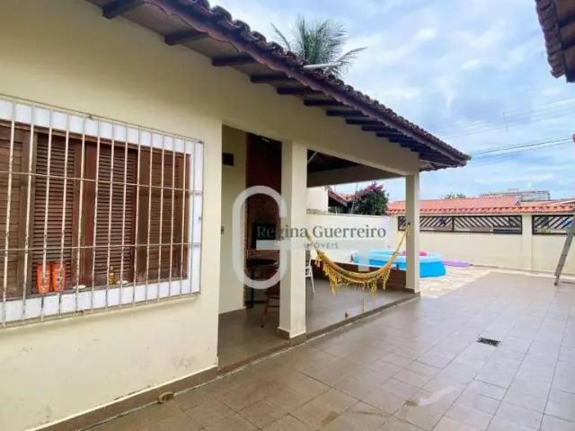 Casa / Sobrado para Venda em Peruíbe/SP Centro 4 Quartos