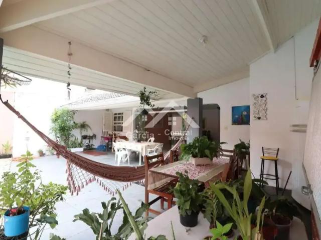 Casa / Sobrado para Venda em Peruíbe/SP Centro 4 Quartos
