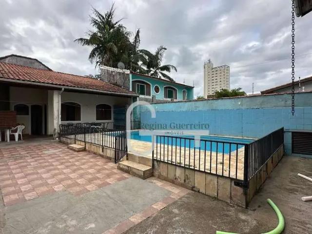 Casa / Sobrado para Venda em Peruíbe/SP Centro 5 Quartos