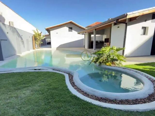 Casa / Sobrado para Venda em Peruíbe/SP Cidade Nova Peruibe 4 Quartos
