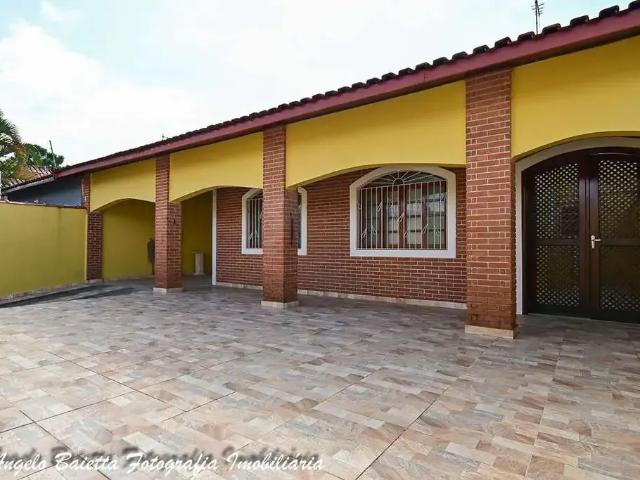 Casa / Sobrado para Venda em Peruíbe/SP Balneario Flórida 3 Quartos