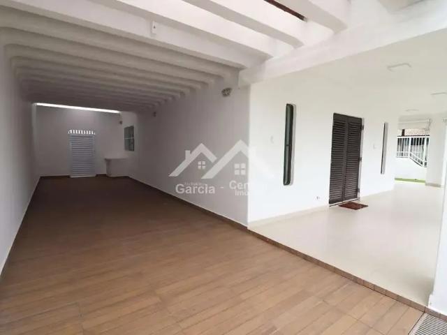 Casa / Sobrado para Venda em Peruíbe/SP Balneario Flórida 6 Quartos