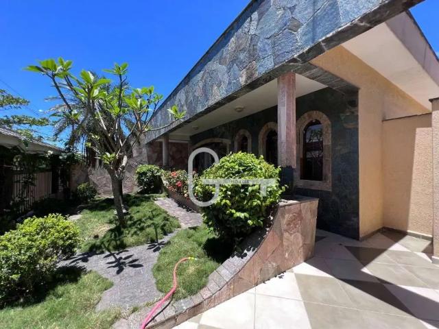 Casa / Sobrado para Venda em Peruíbe/SP Balneário Stella Maris 4 Quartos