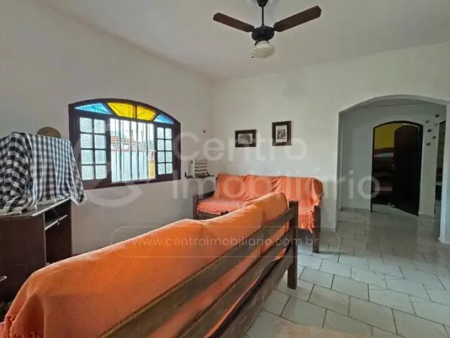 Casa / Sobrado para Venda em Peruíbe/SP Balneário Stella Maris 3 Quartos
