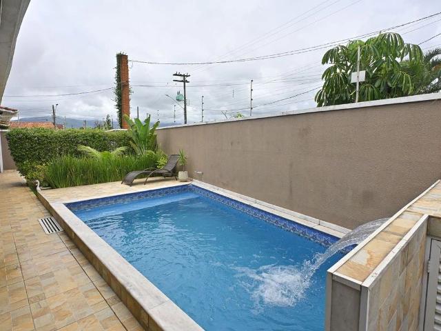 Casa / Sobrado para Venda em Peruíbe/SP Balneario Sambura 3 Quartos