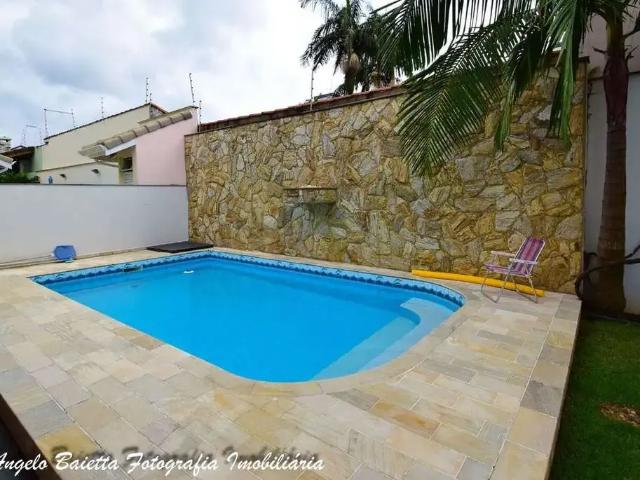 Casa / Sobrado para Venda em Peruíbe/SP Balneario Sambura 3 Quartos