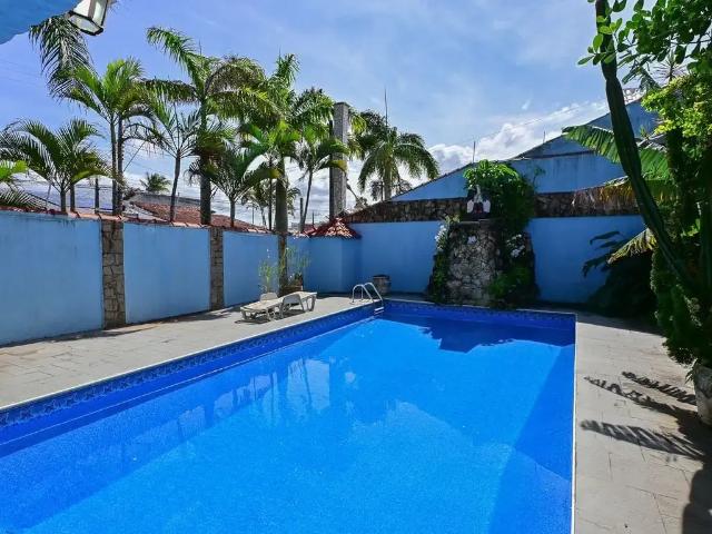 Casa / Sobrado para Venda em Peruíbe/SP Balneário Três Marias 5 Quartos