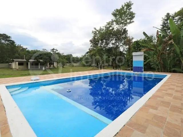 Casa / Sobrado para Venda em Peruíbe/SP Bananal 3 Quartos