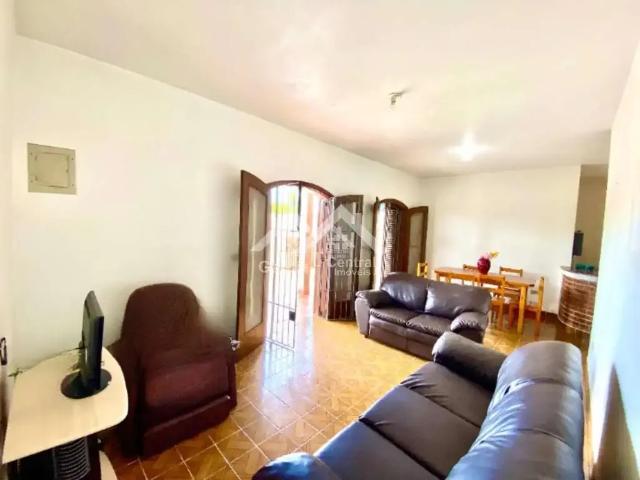 Casa / Sobrado para Venda em Peruíbe/SP Belmira Novaes 3 Quartos
