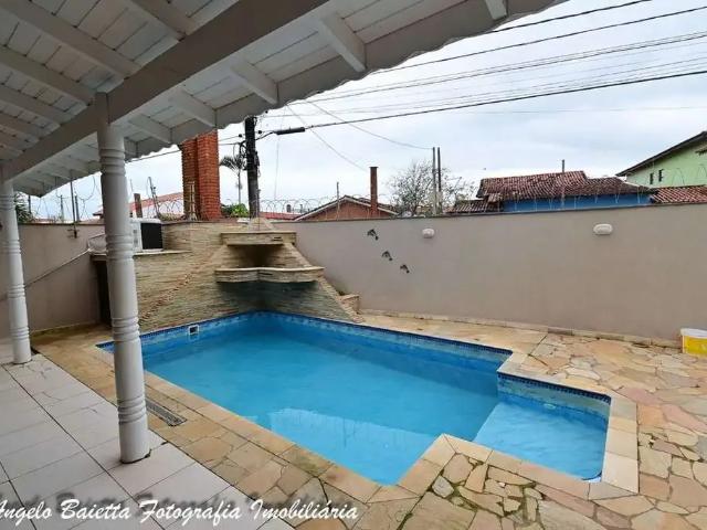 Casa / Sobrado para Venda em Peruíbe/SP Estância Balneária Belmira Novaes 3 Quartos