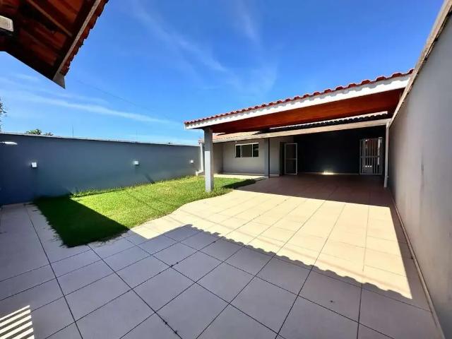 Casa / Sobrado para Venda em Peruíbe/SP Estância Balneária Maria Helena Novaes 3 Quartos