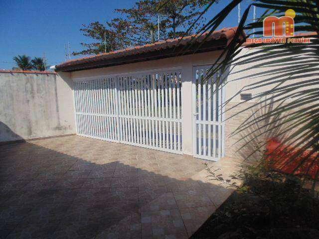 Casa / Sobrado para Venda em Peruíbe/SP Estância Balneária Maria Helena Novaes 3 Quartos