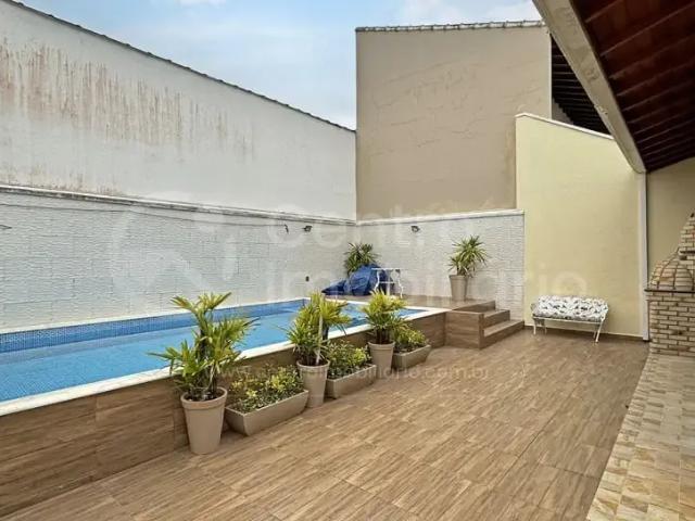 Casa / Sobrado para Venda em Peruíbe/SP Jardim Marcia 3 Quartos
