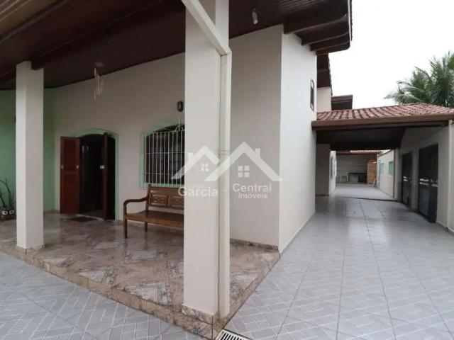 Casa / Sobrado para Venda em Peruíbe/SP Jardim Marcia 3 Quartos