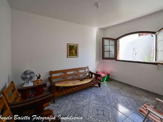 Casa / Sobrado para Venda em Peruíbe/SP Jardim Barra de Jangadas 3 Quartos