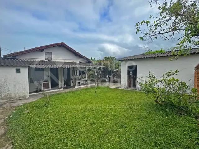 Casa / Sobrado para Venda em Peruíbe/SP Jardim Brasil 1 Quartos