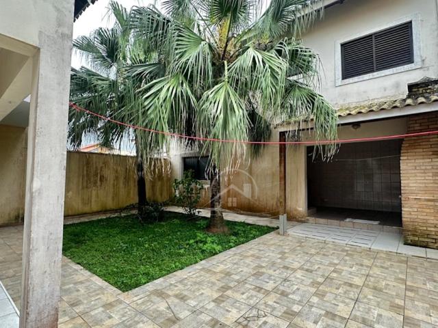 Casa / Sobrado para Venda em Peruíbe/SP Jardim Icaraíba 3 Quartos