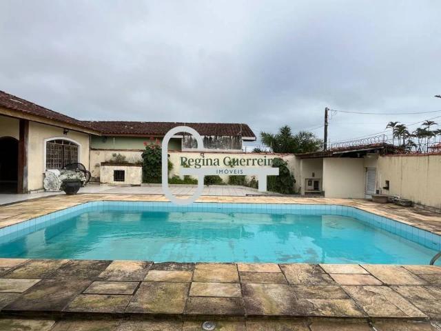 Casa / Sobrado para Venda em Peruíbe/SP Jardim Imperador 3 Quartos