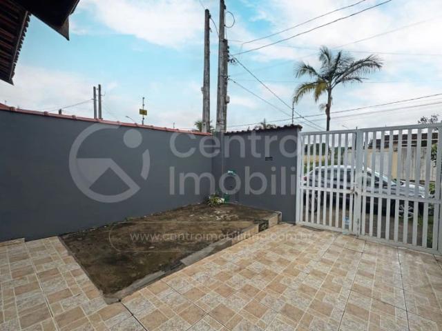 Casa / Sobrado para Venda em Peruíbe/SP Vila Erminda 2 Quartos
