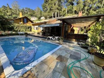 Casa / Sobrado para Venda em Petrópolis/RJ Fazenda Inglesa 5 Quartos