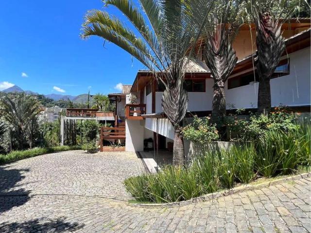 Casa / Sobrado para Venda em Petrópolis/RJ Itaipava 4 Quartos