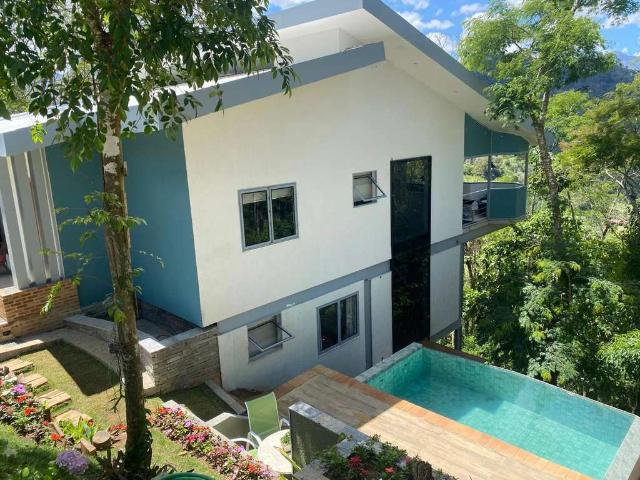 Casa / Sobrado para Venda em Petrópolis/RJ Itaipava 5 Quartos
