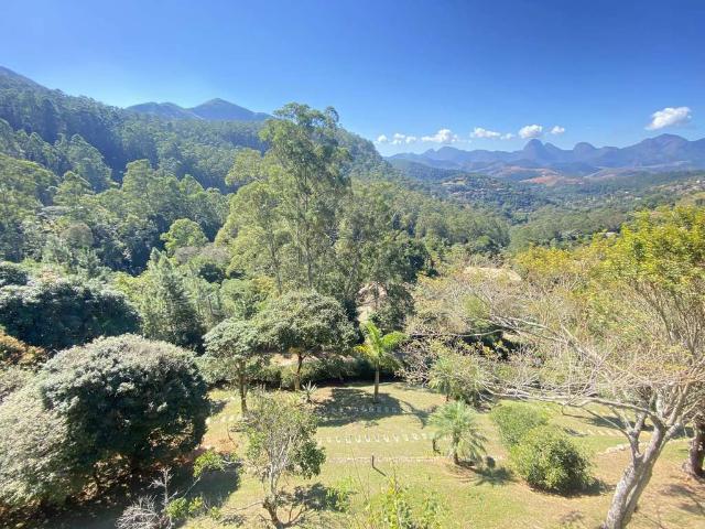 Casa / Sobrado para Venda em Petrópolis/RJ Itaipava 5 Quartos