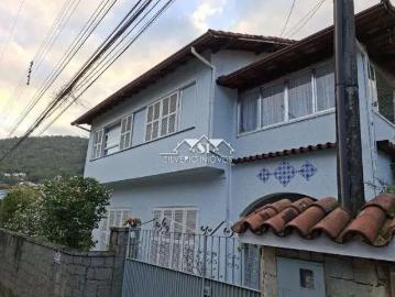 Casa / Sobrado para Venda em Petrópolis/RJ Mosela 5 Quartos