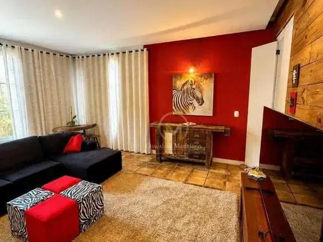 Casa / Sobrado para Venda em Petrópolis/RJ Mosela 6 Quartos