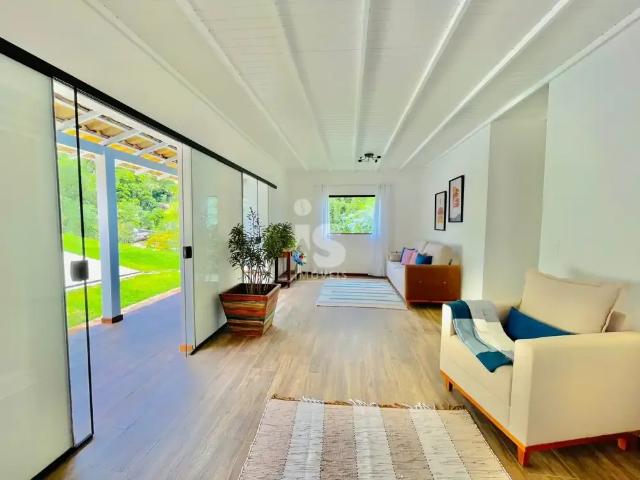 Casa / Sobrado para Venda em Petrópolis/RJ Pedro do Rio 3 Quartos