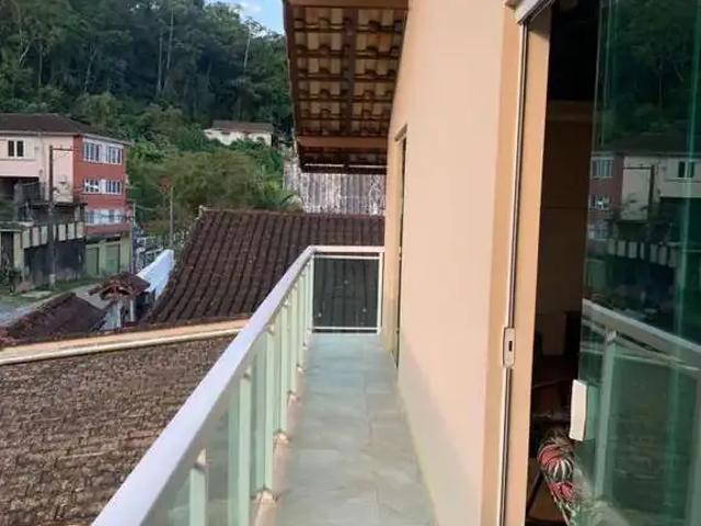 Casa / Sobrado para Venda em Petrópolis/RJ Valparaíso 3 Quartos