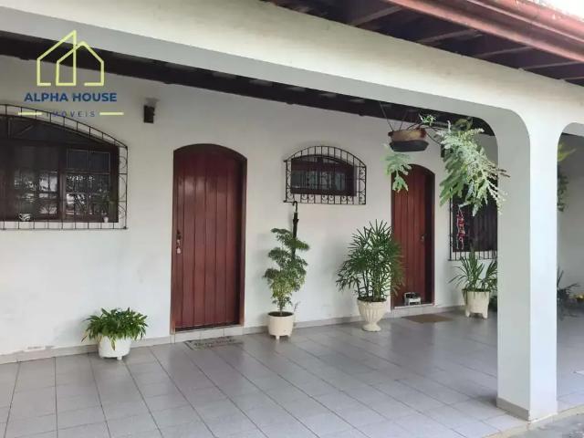 Casa / Sobrado para Venda em Pindamonhangaba/SP Crispim 3 Quartos