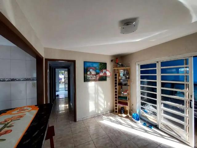 Casa / Sobrado para Venda em Pindamonhangaba/SP Crispim 3 Quartos