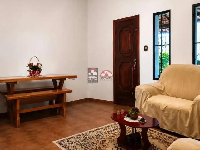 Casa / Sobrado para Venda em Pindamonhangaba/SP Jardim Residencial Doutor Lessa 4 Quartos