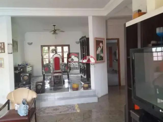 Casa / Sobrado para Venda em Pindamonhangaba/SP Jardim Residencial Doutor Lessa 5 Quartos