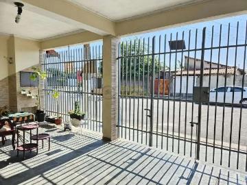 Casa / Sobrado para Venda em Pindamonhangaba/SP Residencial Nova Esperança 4 Quartos