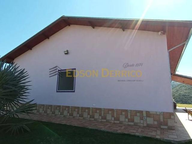 Casa / Sobrado para Venda em Pindamonhangaba/SP Ribeirão Grande 4 Quartos