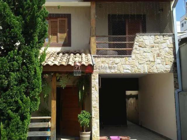 Casa / Sobrado para Venda em Pindamonhangaba/SP São Benedito 3 Quartos