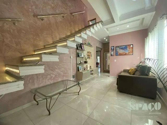 Casa / Sobrado para Venda em Pindamonhangaba/SP São Benedito 4 Quartos
