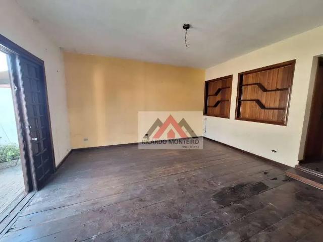 Casa / Sobrado para Venda em Pindamonhangaba/SP São Benedito 4 Quartos