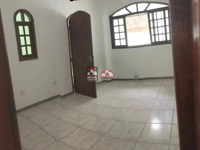 Casa / Sobrado para Venda em Pindamonhangaba/SP Santana 3 Quartos