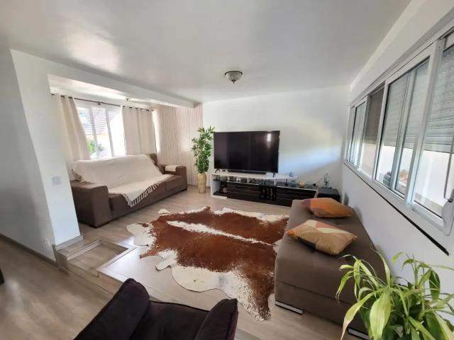 Casa / Sobrado para Venda em Pinhais/PR Centro 4 Quartos
