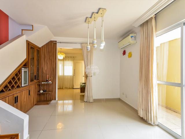 Casa / Sobrado para Venda em Pinhais/PR Alto Tarumã 3 Quartos