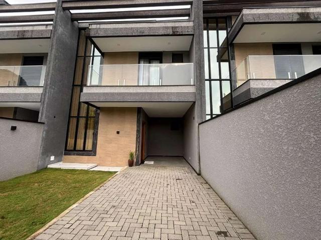 Casa / Sobrado para Venda em Pinhais/PR Alto Tarumã 3 Quartos