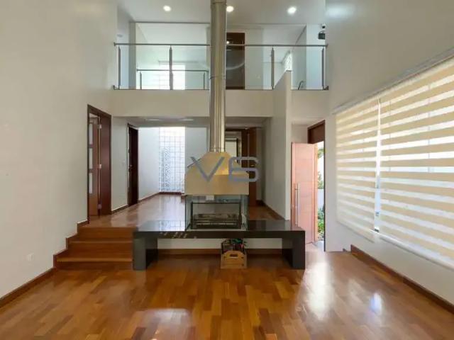 Casa / Sobrado para Venda em Pinhais/PR Alphaville Graciosa 4 Quartos
