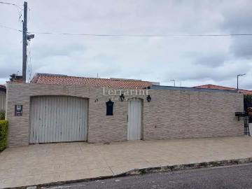 Pinhais, Balneário Piçarras - Jardim, Churrasqueira