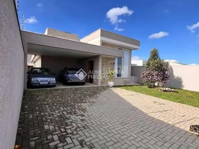 Casa / Sobrado para Venda em Pinhais/PR Estância Pinhais 4 Quartos