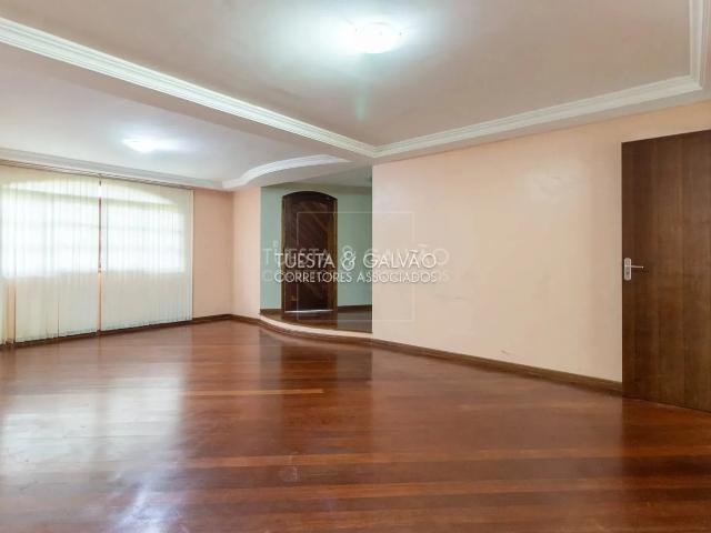 Casa / Sobrado para Venda em Pinhais/PR Jardim Amélia 5 Quartos
