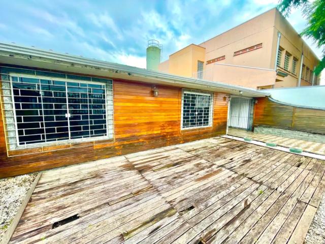 Casa / Sobrado para Venda em Pinhais/PR Jardim Cláudia 3 Quartos