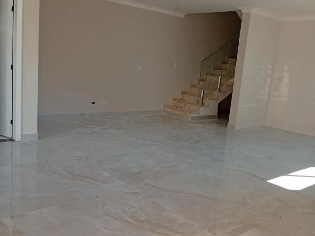 Casa / Sobrado para Venda em Pinhais/PR Maria Antonieta 3 Quartos